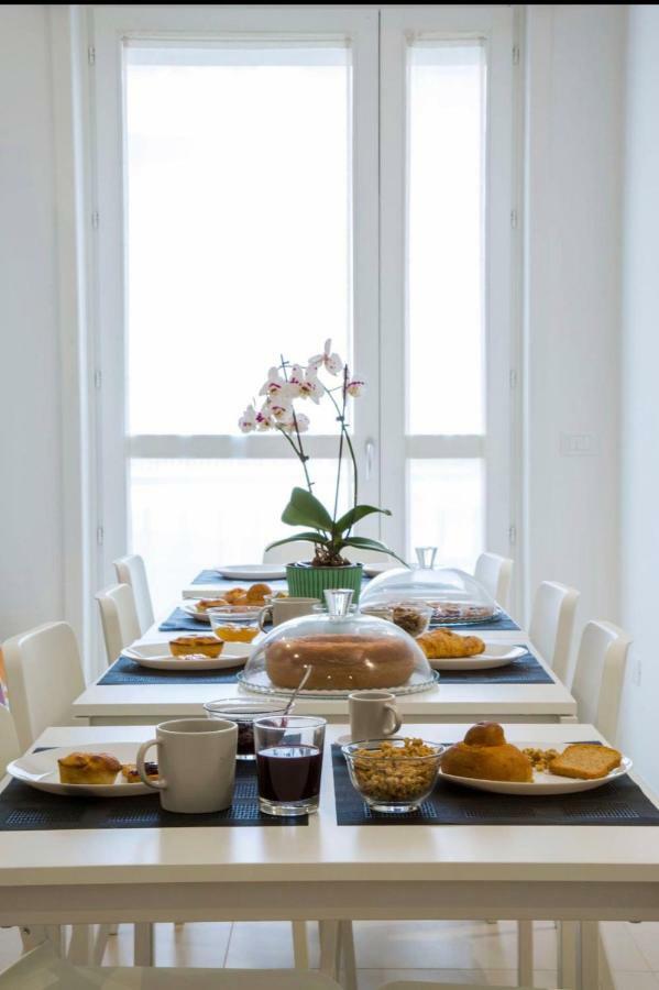 Tuile 34 Bed & Breakfast Lecce Exterior foto